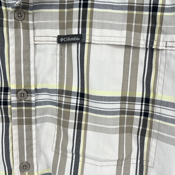Columbia Omni Wick Yellow/Tan Plaid Button-Down Shirt Men’s Size XL - Picture 4 of 9